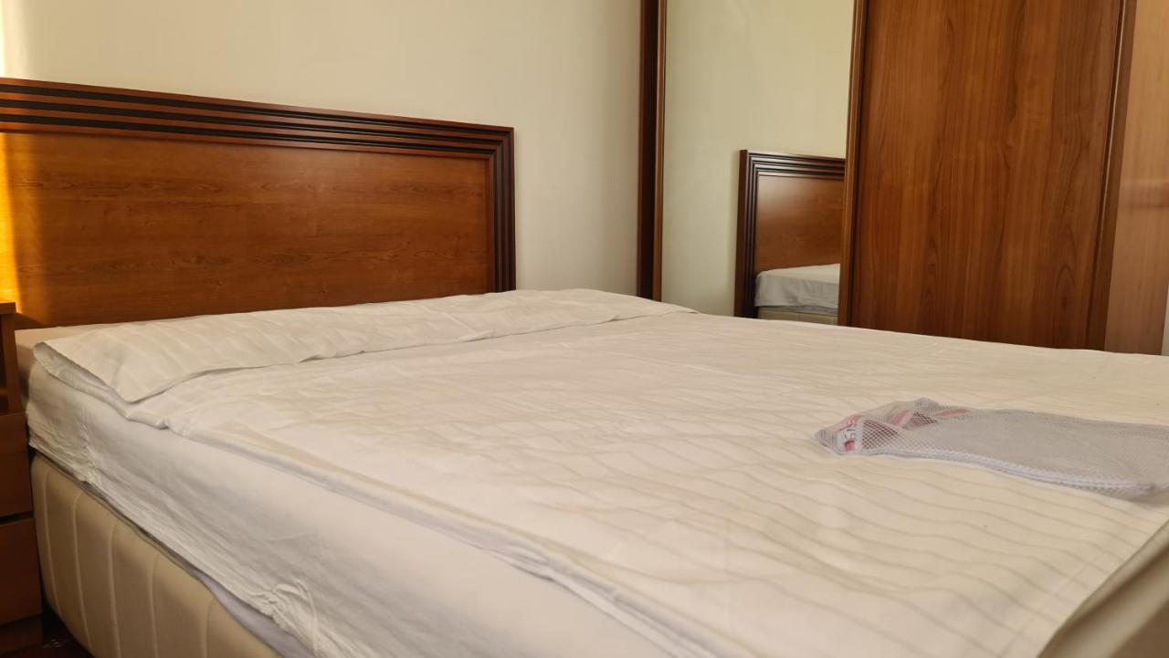 Olympavan Hotel Erevan Esterno foto
